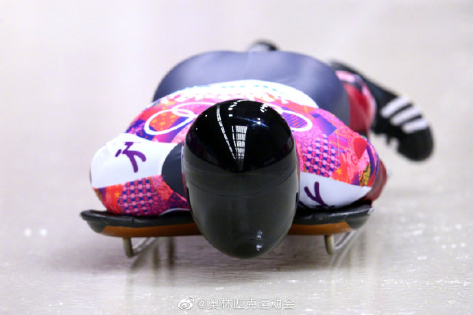 危险性高!头盔是钢架雪车运动员的另一面休闲区蓝鸢梦想 - Www.slyday.coM 危险性高!头盔是钢架雪车运动员的另一面休闲区蓝鸢梦想 - Www.slyday.coM