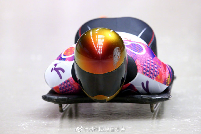 危险性高!头盔是钢架雪车运动员的另一面休闲区蓝鸢梦想 - Www.slyday.coM 危险性高!头盔是钢架雪车运动员的另一面休闲区蓝鸢梦想 - Www.slyday.coM