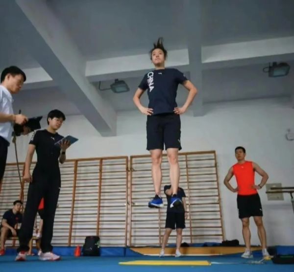 中国女子钢架雪车首秀,川妹子黎禹汐和队友赵丹双双晋级休闲区蓝鸢梦想 - Www.slyday.coM 中国女子钢架雪车首秀,川妹子黎禹汐和队友赵丹双双晋级休闲区蓝鸢梦想 - Www.slyday.coM