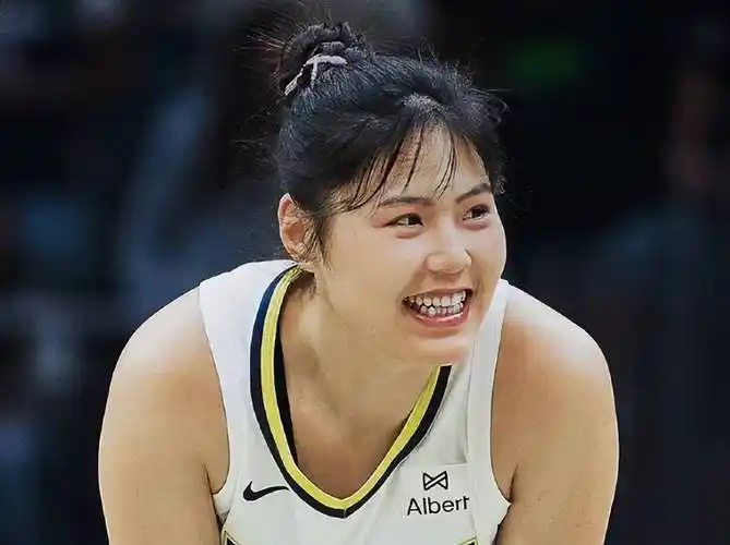 退出女篮？李月汝发声，官宣决定，曝光落选原因，宫鲁鸣看懂了