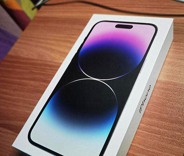 从iPhone8 Plus换到iPhone14 Pro Max:变化颇大,但却开心不起来休闲区蓝鸢梦想 - Www.slyday.coM 从iPhone8 Plus换到iPhone14 Pro Max:变化颇大,但却开心不起来休闲区蓝鸢梦想 - Www.slyday.coM