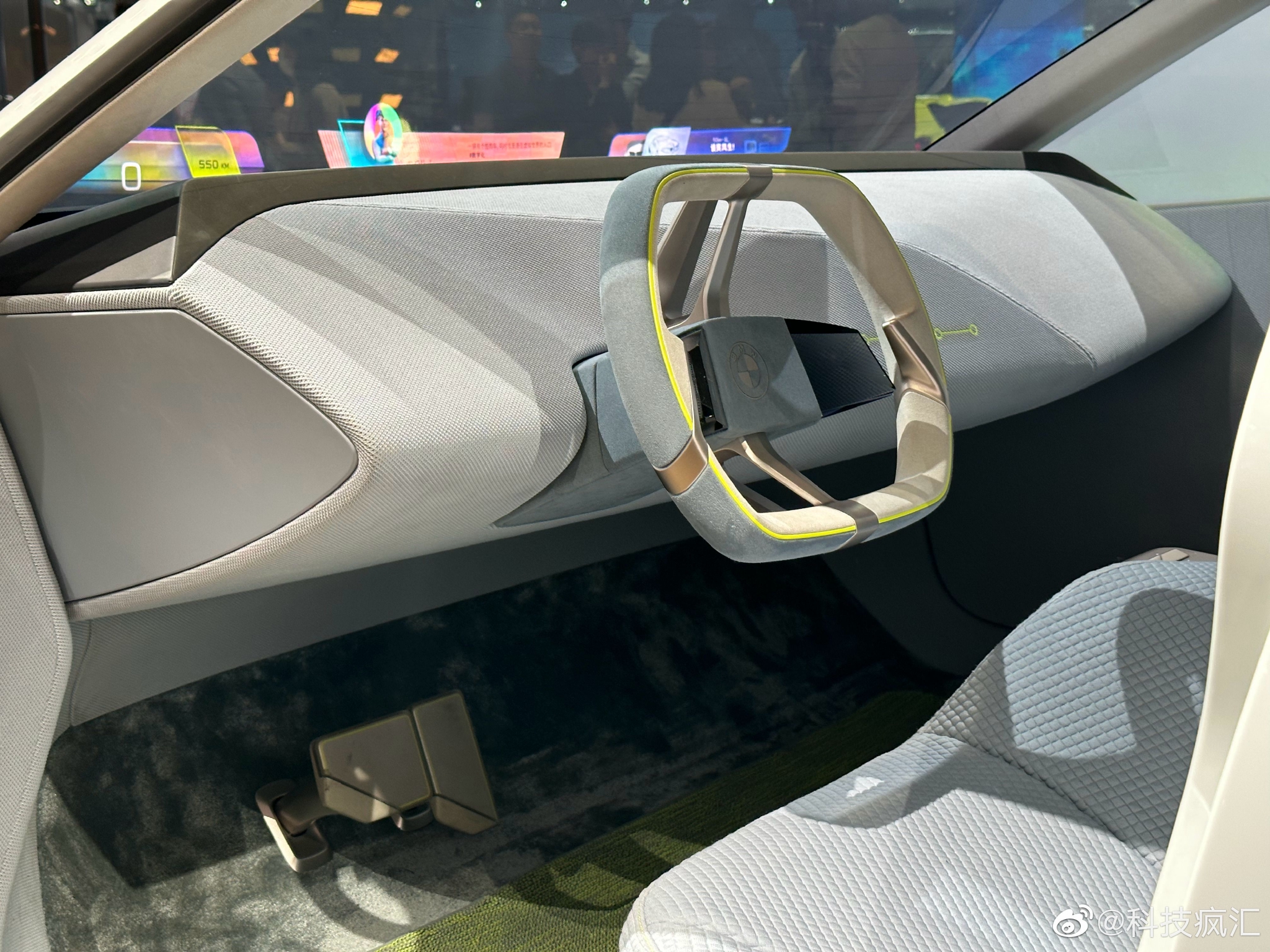 宝马创新技术「BMW全景视域桥」……