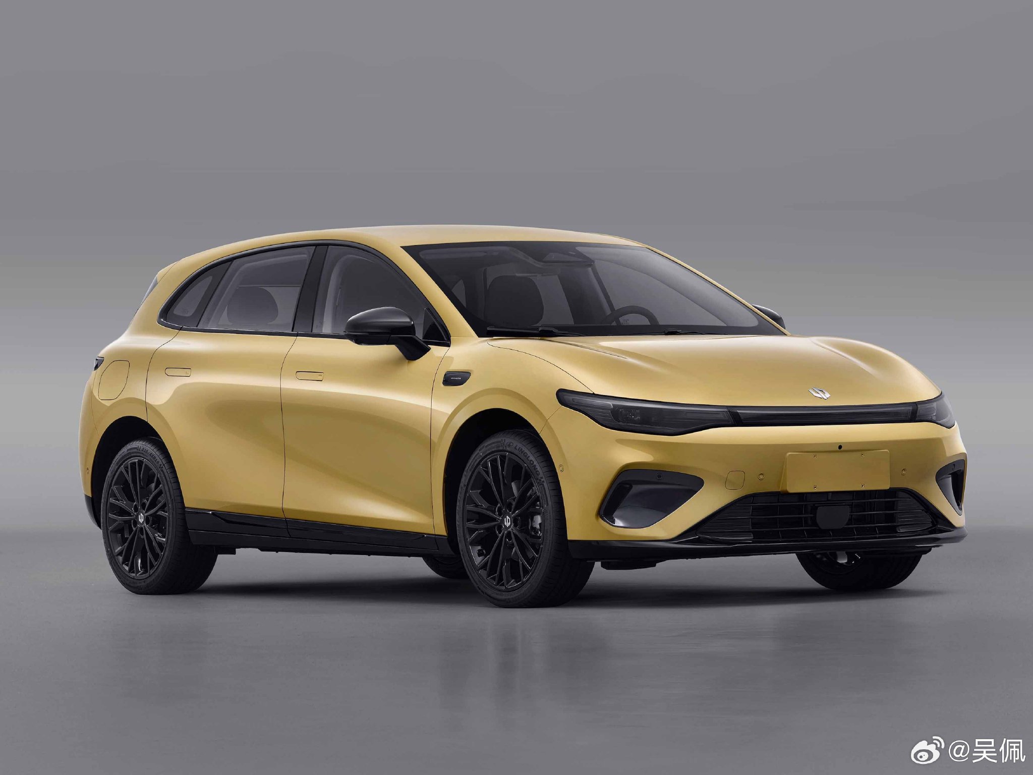 零跑Lafa5无激光雷达版曝光，价格与配置引讨论