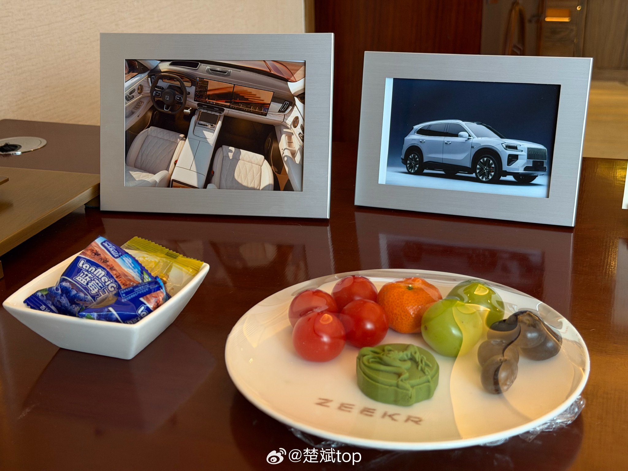 极氪8X曜影版试驾开启，仪式感拉满