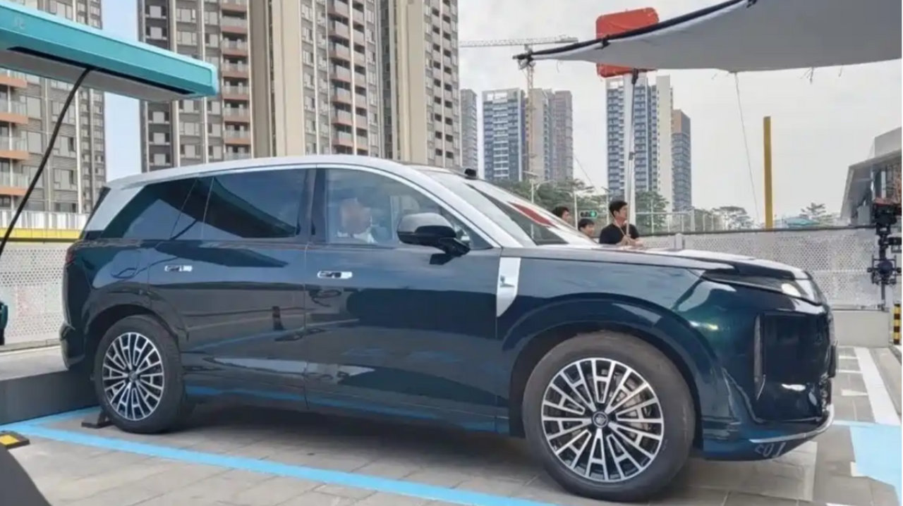 比亚迪大唐实车图，技术升级，能否冲击高端市场？