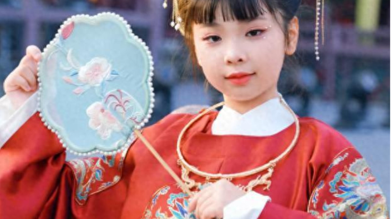 浙里有星，童光闪耀——濮院童星庄凌逍的成长之路