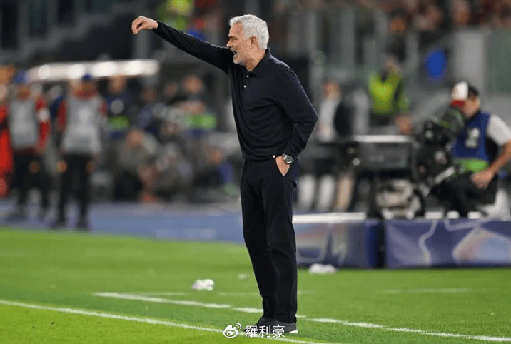 穆里尼奥4-1大胜揭秘：轮换战术与德比布局分析