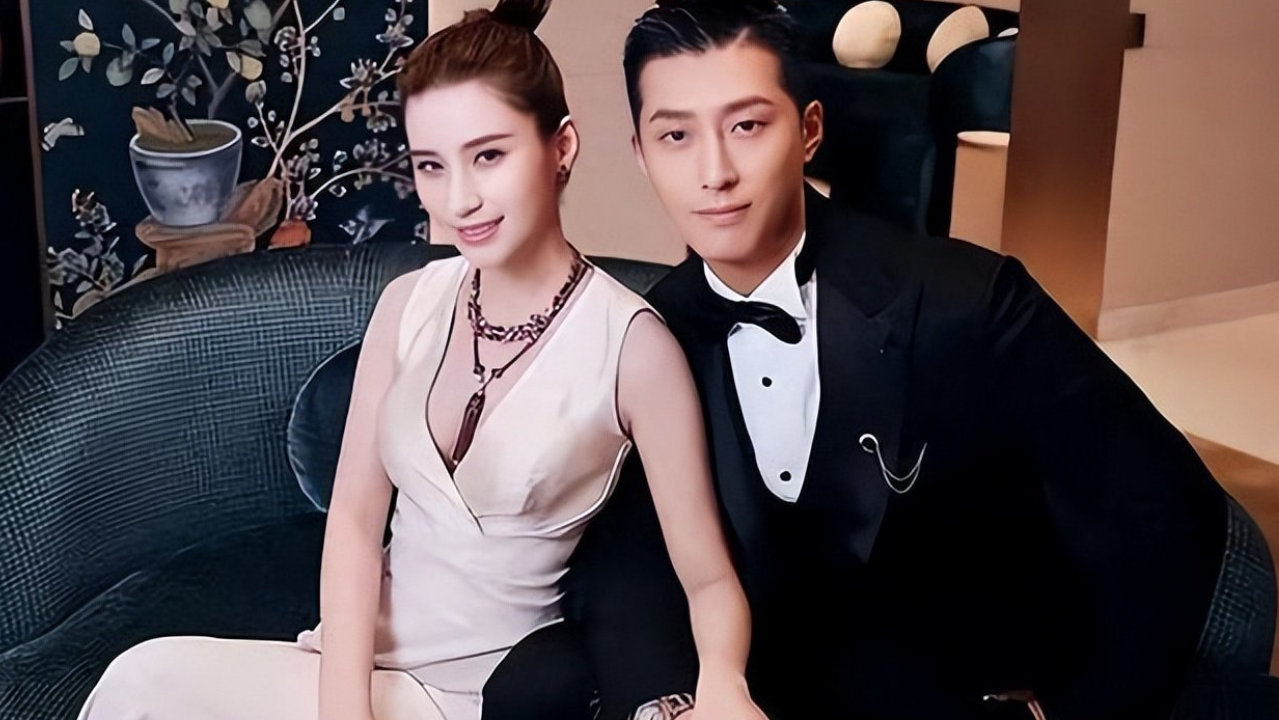 和何超莲在伦敦甜炸！窦骁反套路破婚变，如何撕碎“赘婿”标签？