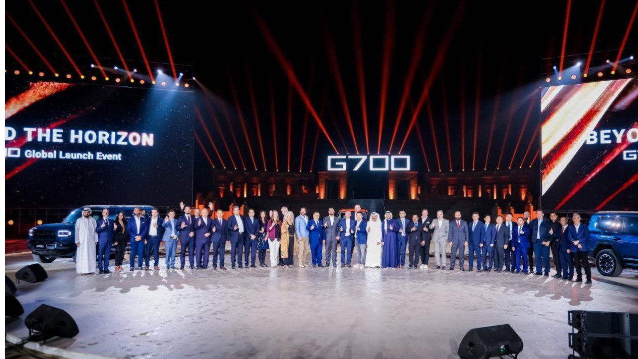 新能源跻身前三甲，机器人交付破千台，奇瑞的上限在哪？