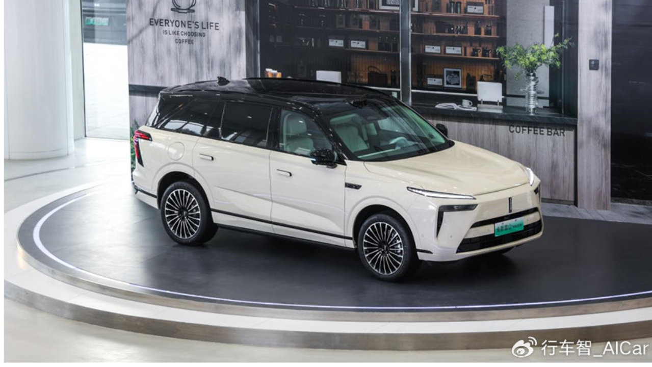 VLA+Hi4黄金技术搭档，魏牌全新蓝山智能进阶版上市27.58万元起