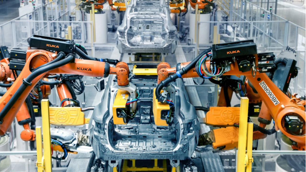 汽车是工业产品、电子产品还是快消品，子弹还会飞一会