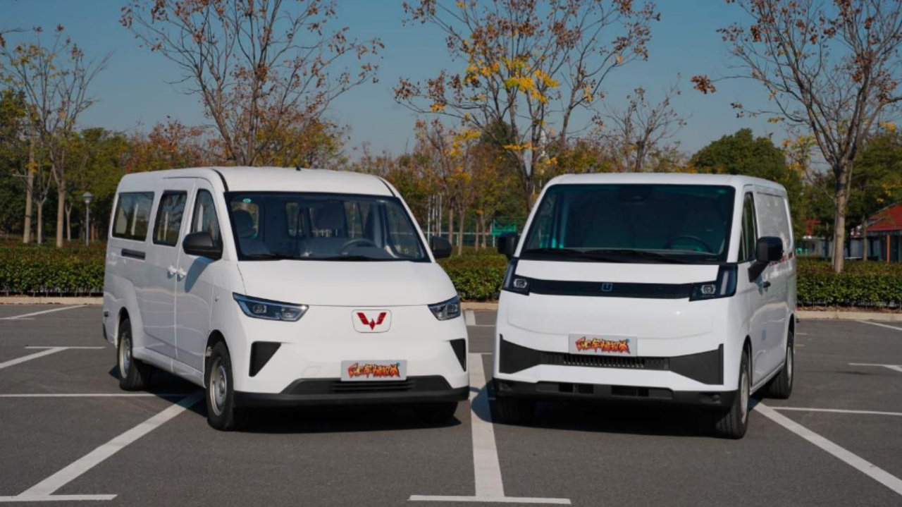 10万内纯电轻客怎么选？五菱扬光对比星享V7E，答案很明显！