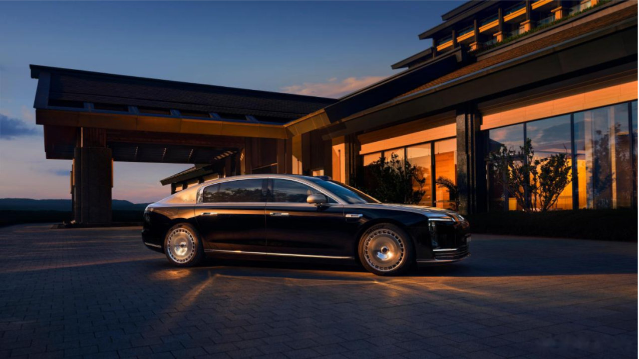 一部尊界S800，为什么连续两月是78S销量总和？