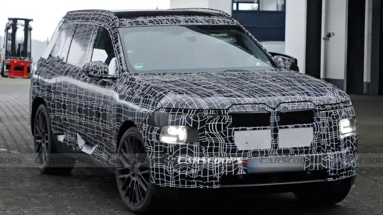 全新宝马X7谍照/渲染图曝光！继续配分体式大灯，还要卖百万？