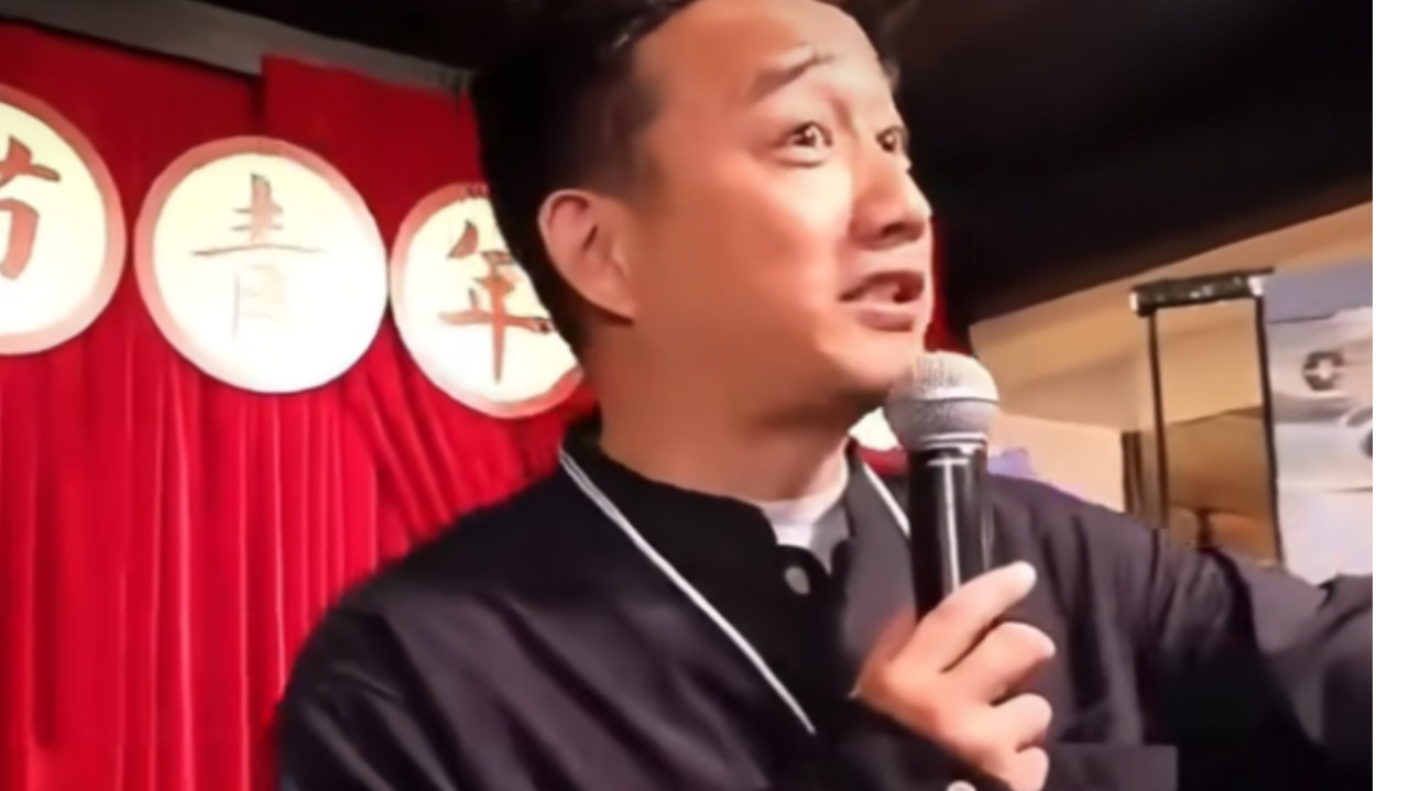 何炅也没想到，将近两年没演戏的黄磊，已经走上另一条“上坡路”