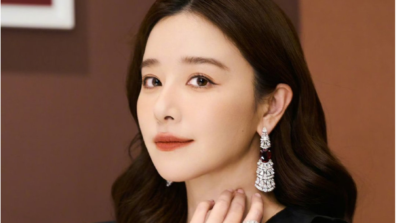 纪凌尘经纪人辟谣内涵阚清子：我朋友圈从20号起就没有发过任何东西