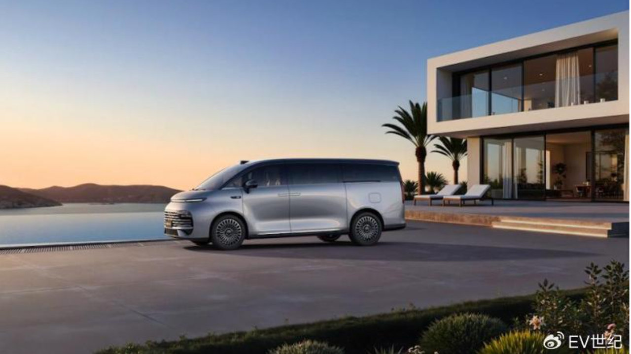 预售31.98万元起，吉利银河V900能否击穿豪华MPV市场壁垒？