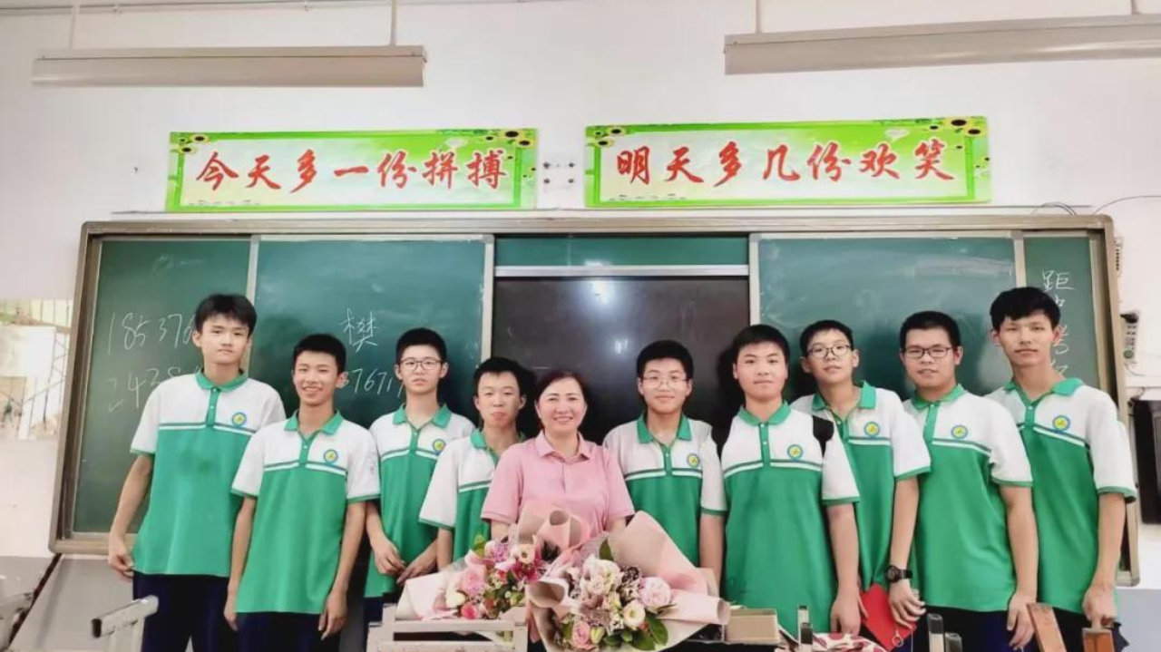 信阳市第七中学王艳：以三十四载耕耘  守护青春成长之路