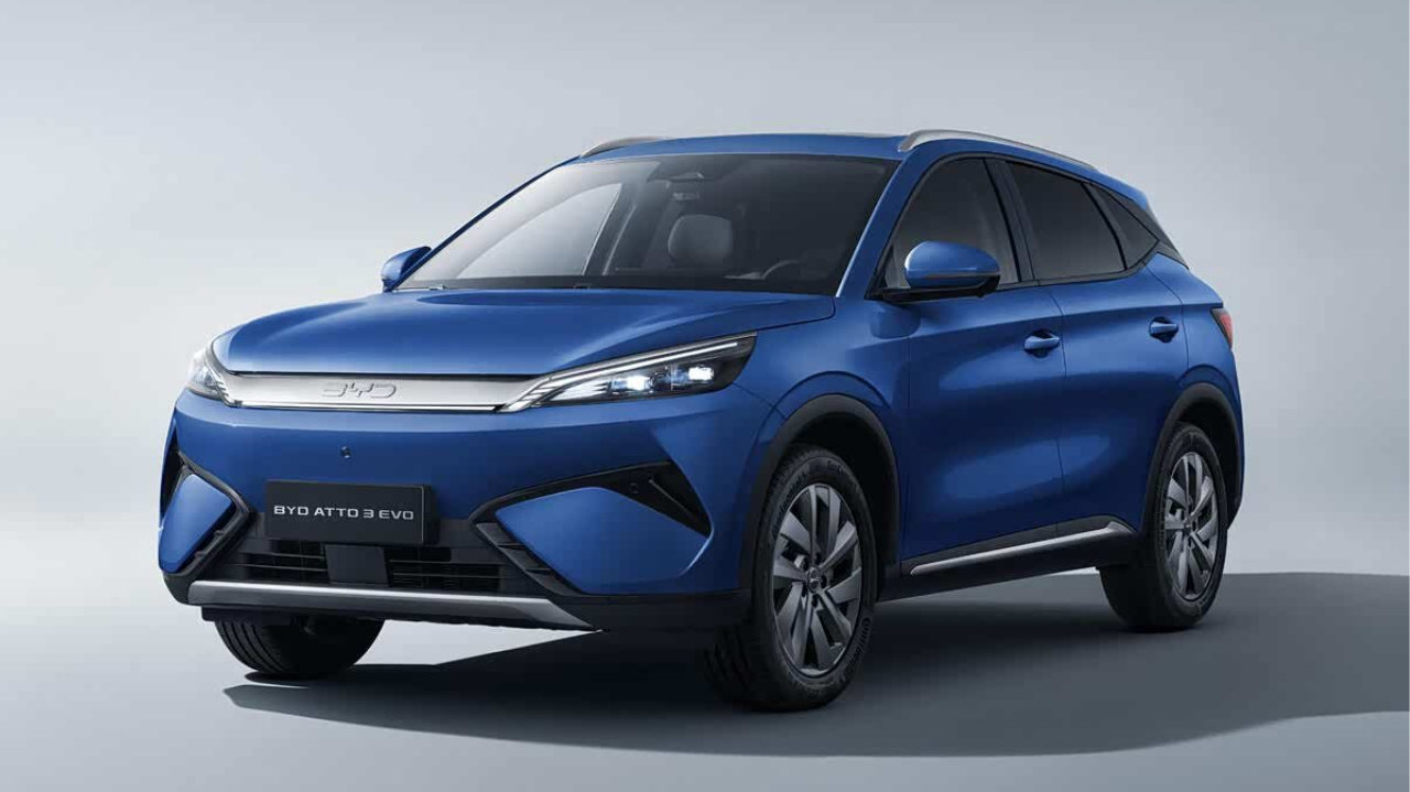 新款比亚迪元PLUS海外版官图发布，800V架构，还有四驱版