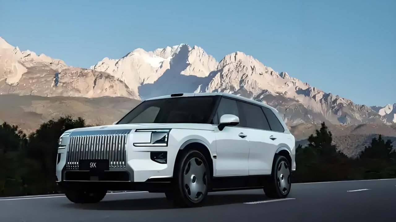 为什么极氪9X车主，心里都藏着一位科幻大BOSS？