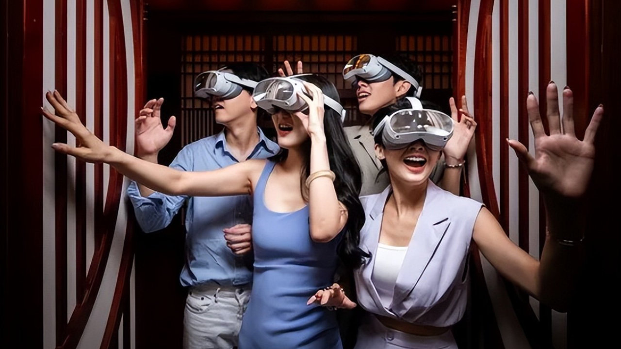 VR大空间小众领域破圈！沉浸式娱乐走进大众