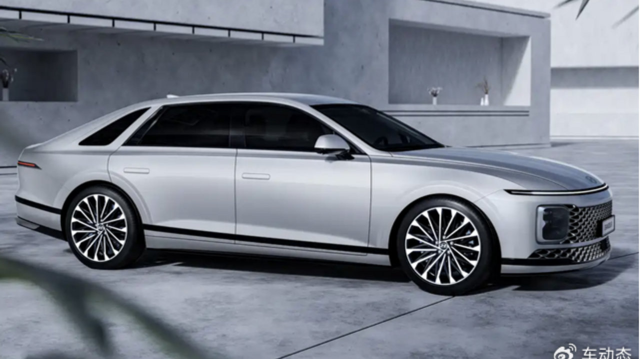 全新现代雅尊海外谍照曝光，比尊界还尊吗？