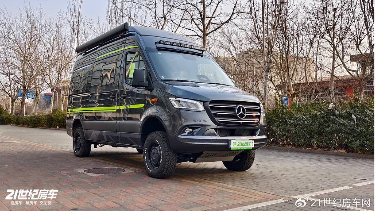 21RV北京房车展｜奔驰底盘＋德系工艺！尔湾房车海姆大峡谷S