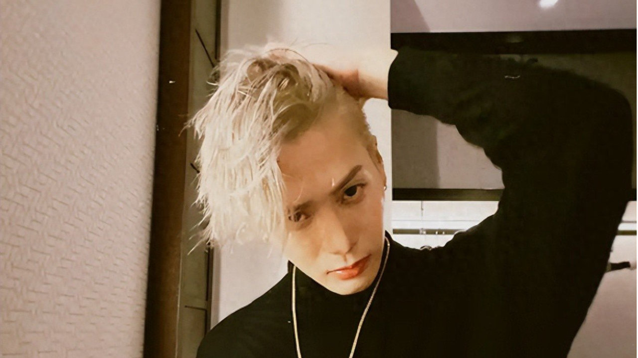 31岁顶流男星自曝：早恋遭劈腿，自己解决生理需求，曾抑郁不想活