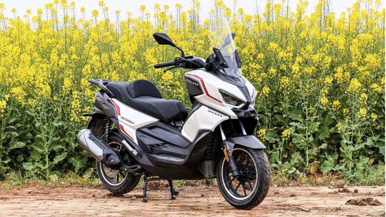通勤小钢炮——赛科龙RT250战力解析，大马拉小车让上代步更快乐