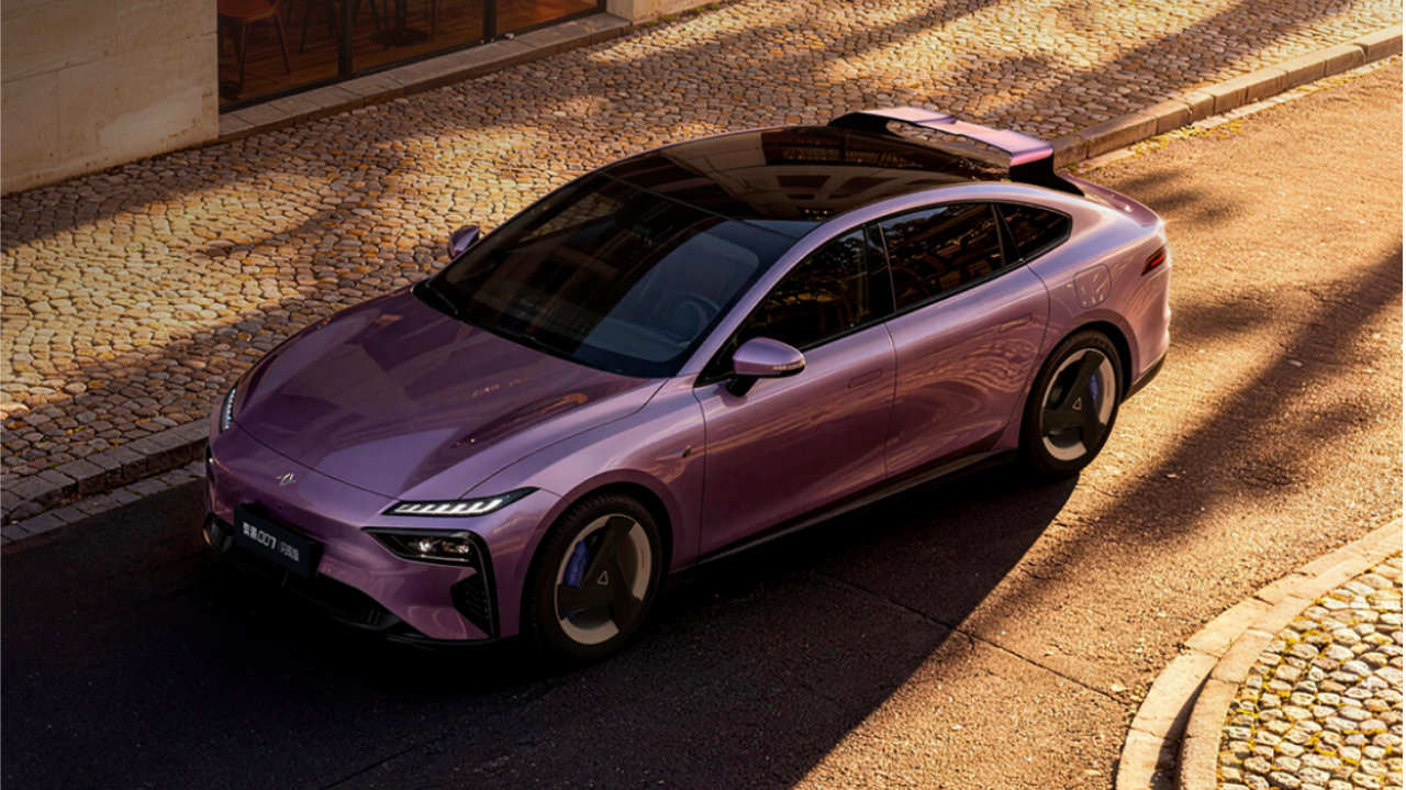 奕派007闪现版：一款“共创”出来的猎装轿跑