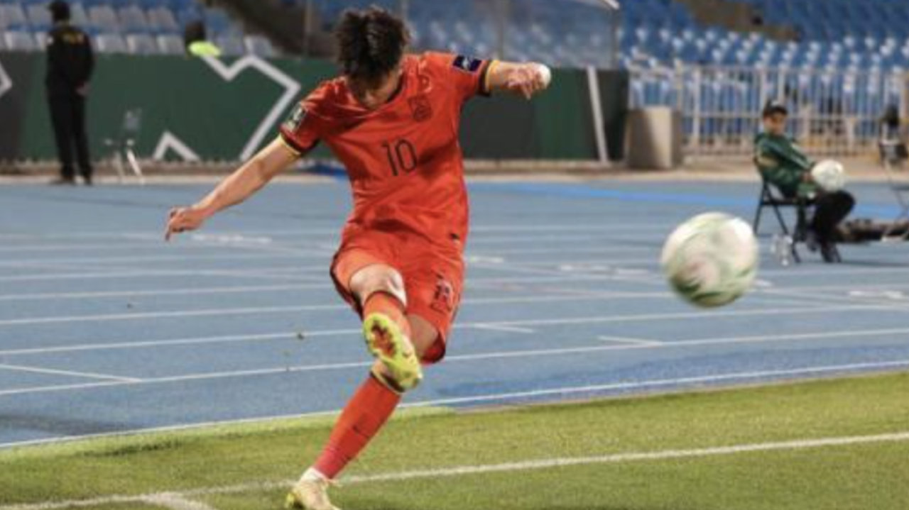 U23国足的表现值得我们点赞，可惜这是场被哨声切割的半决赛