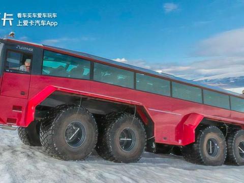 冰岛极地观光巴士 沃尔沃8x8巨轮猛兽