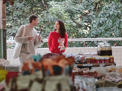 高圆圆拍综艺用替身？相关方回应：是在拍摄广告