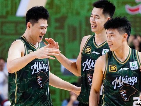 狂轰64分6板9助！郭少这两战杀红眼：郭士强该让他进国家队了？