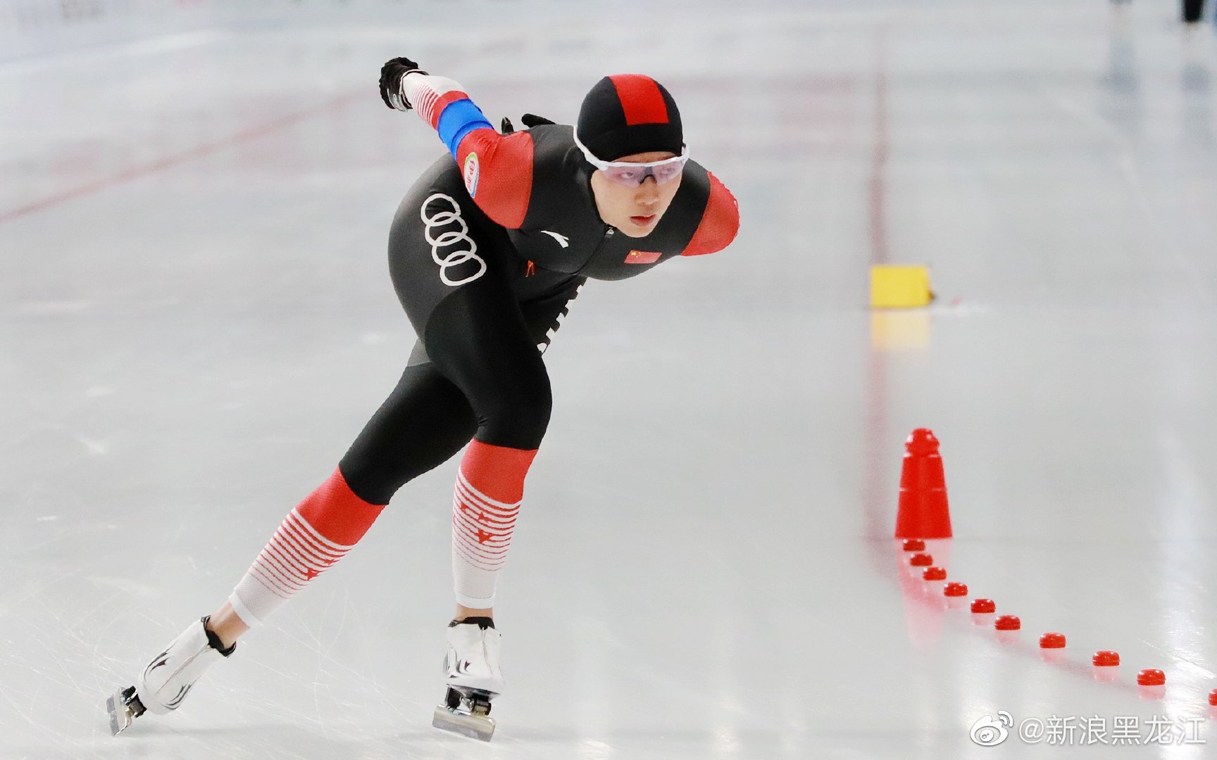 创历史！高亭宇获得冬奥速度滑冰男子500米金牌 - 北京冬奥会 - 新湖南