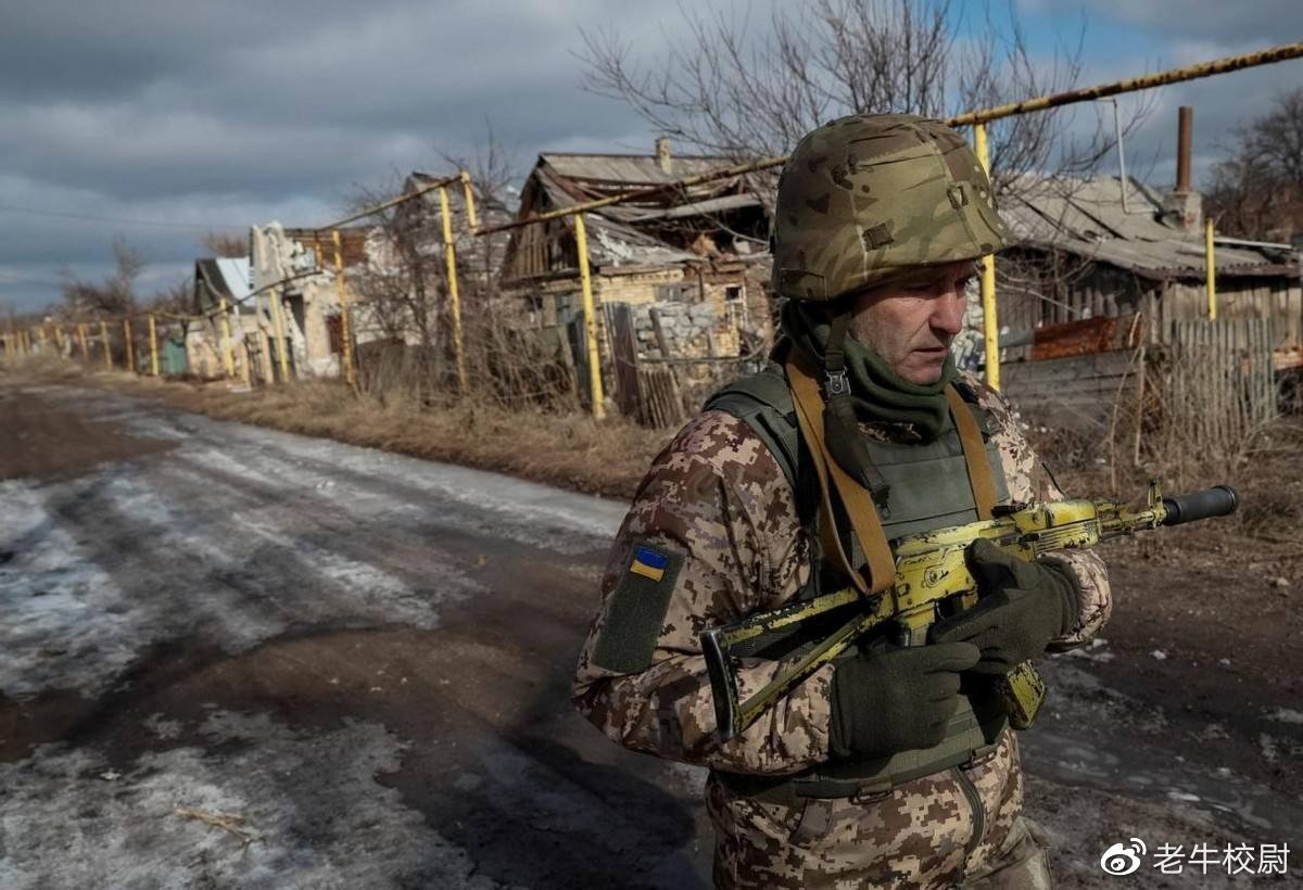 乌克兰军队在南部地区举行反登陆突袭演习|乌克兰_新浪新闻