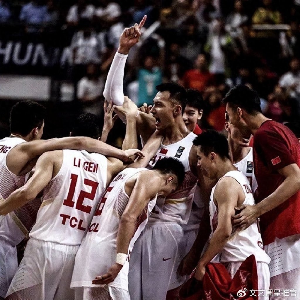 易建联与湖人签下的800万合同有哪些猫腻？为何易建联主动解约？