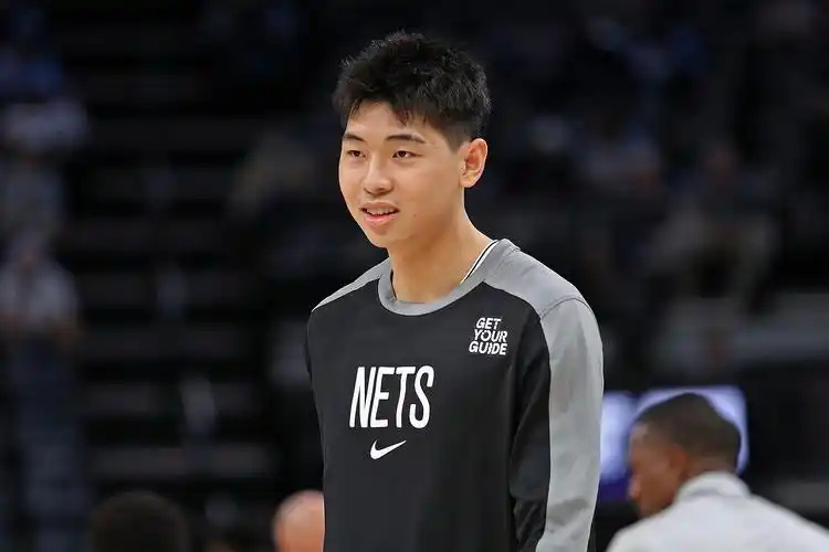 突发，正式退出？崔永熙发声，广东队计划打乱，胡明轩或也退出