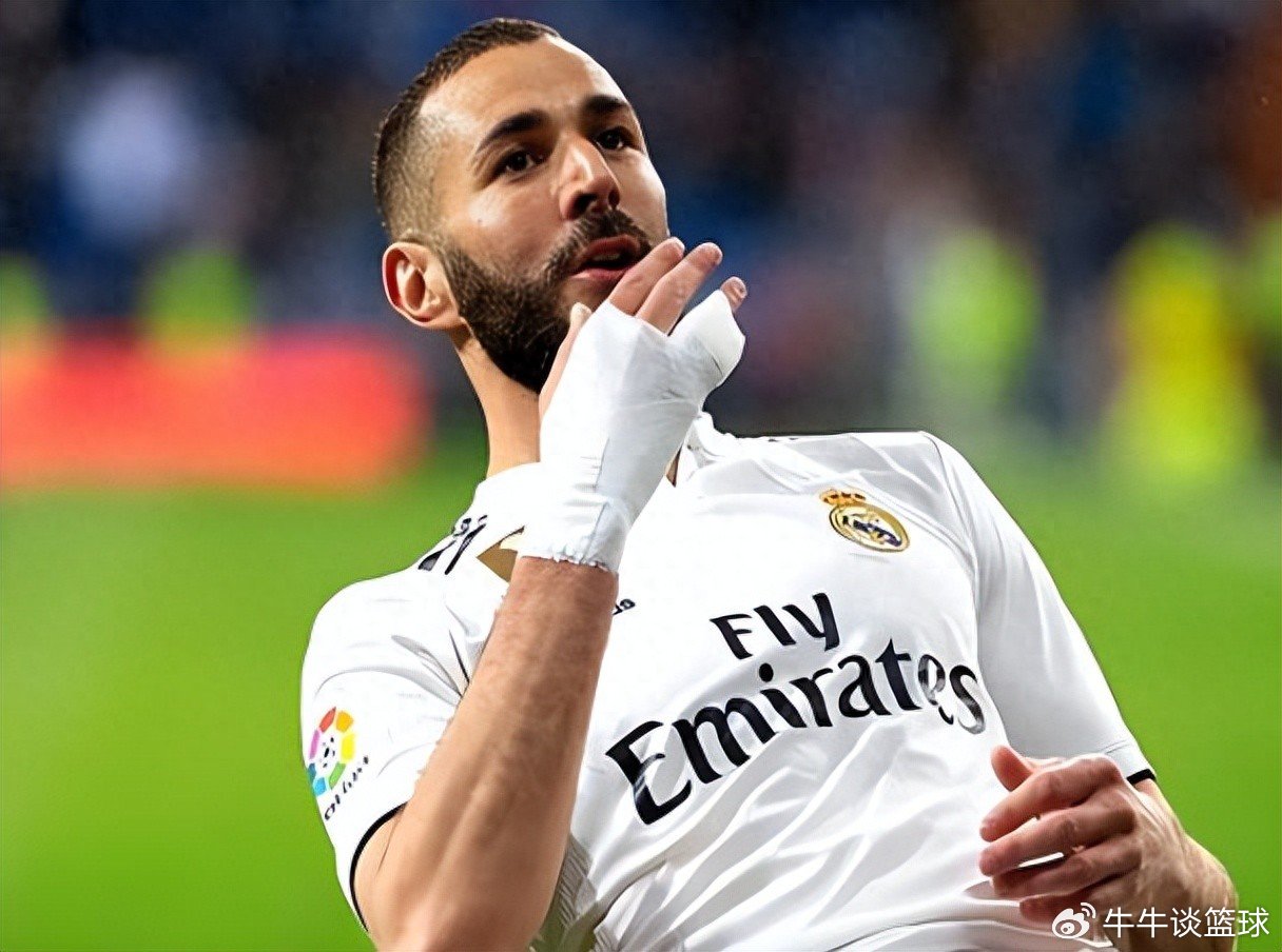 恭喜申花！终于找到两位新外援的使用说明书，如今他们已携手爆发