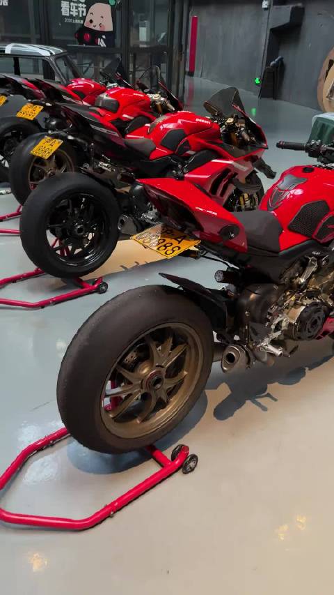 兄弟们都回来啦