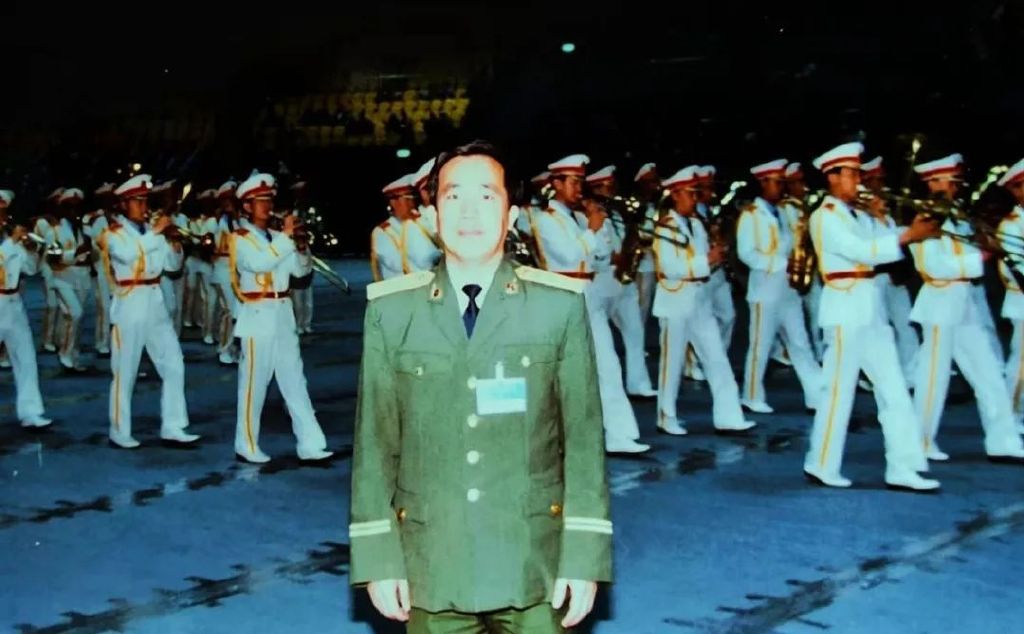 这部电影对我来说,有着特殊的意义,因为父亲曾是这届世乒赛的亲历者
