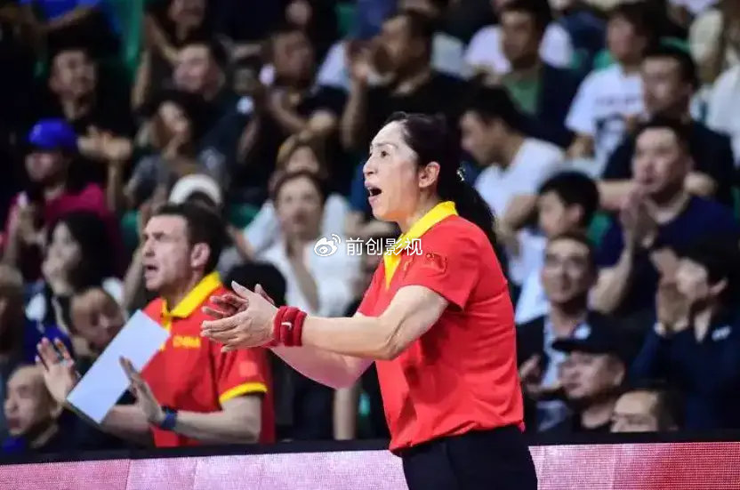 终于说实话！郑薇离任后，点出中国女篮2大问题，宫鲁鸣压力大了