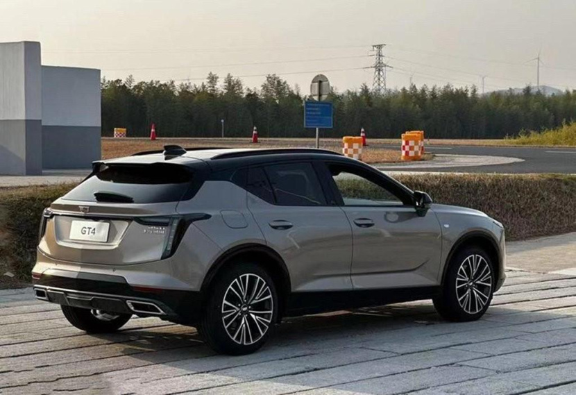 定位豪华紧凑型SUV,凯迪拉克GT4实车曝光,年轻人会买单吗?