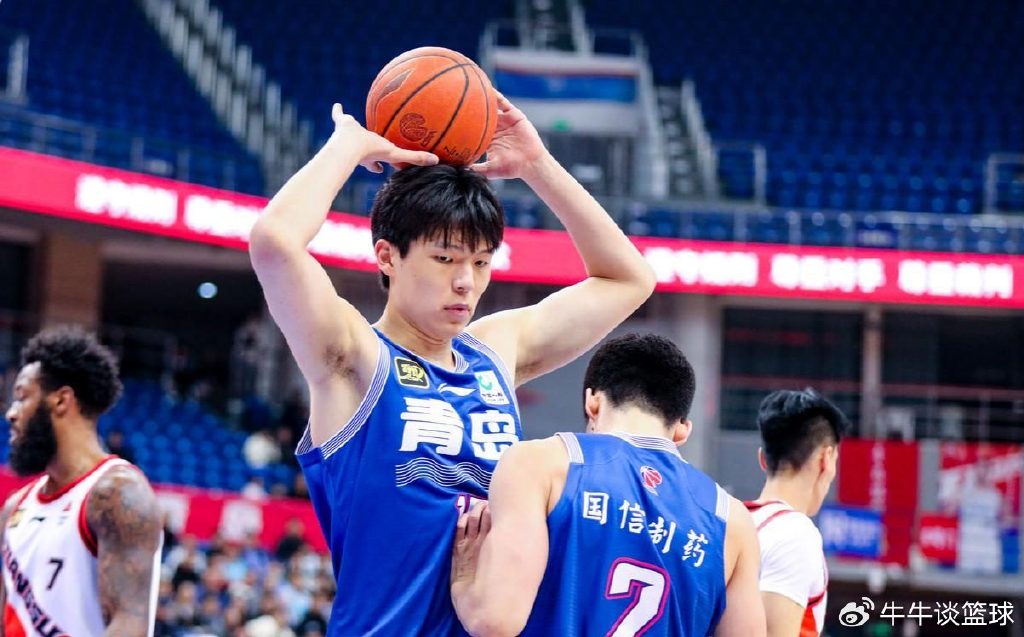 杨瀚森离开！青岛队3核心确立，1个难点要解决，刘维伟有压力