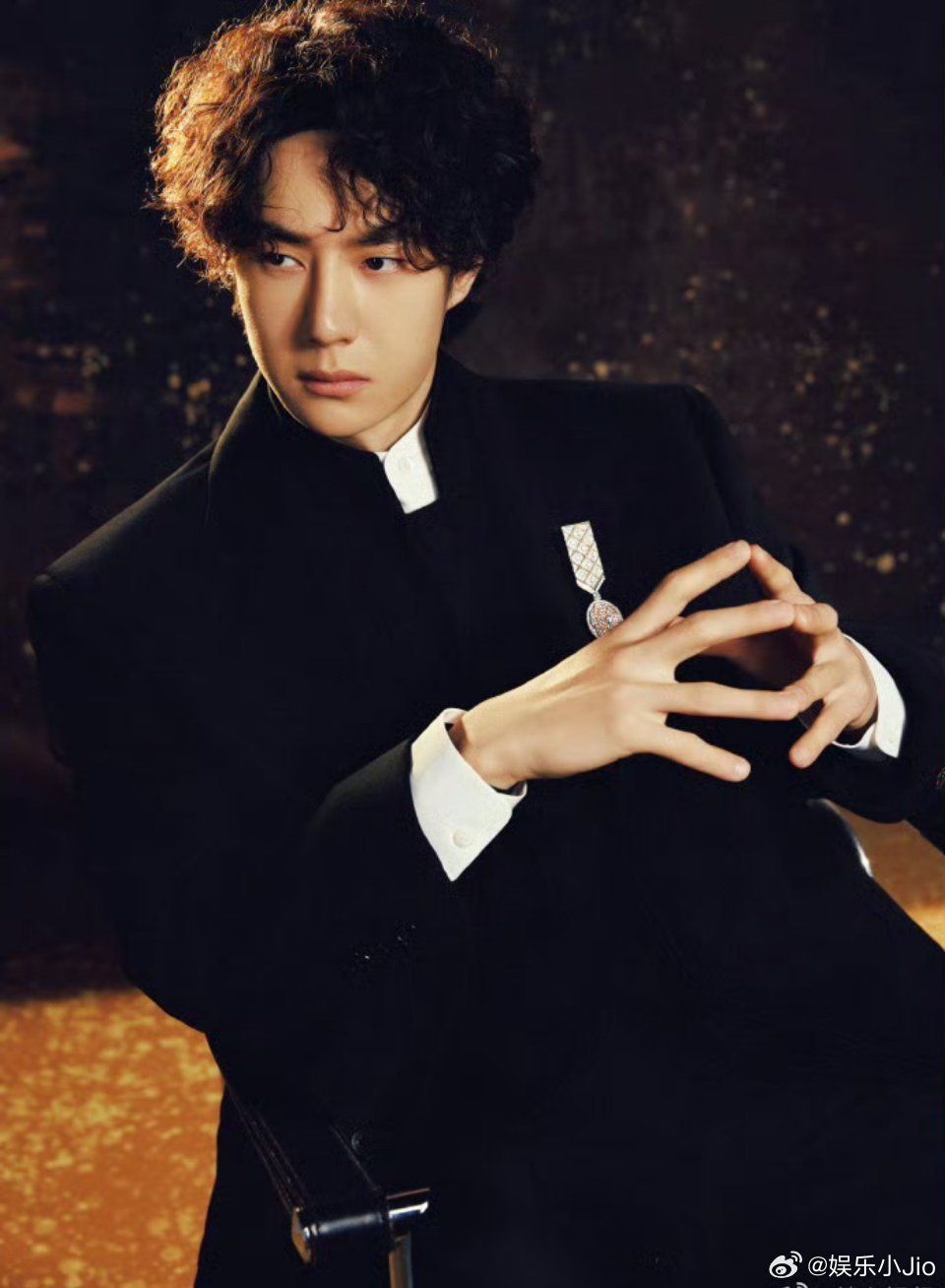 王一博等8位95男星亮相微博之夜