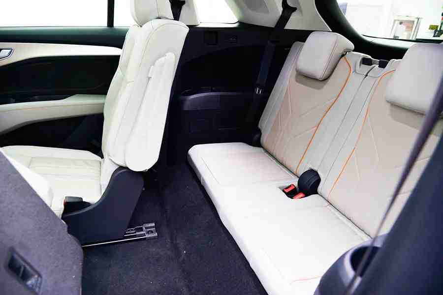 奥迪Q5 etron:当奥迪开始玩纯电之后,感觉别人有的是机会休闲区蓝鸢梦想 - Www.slyday.coM 奥迪Q5 etron:当奥迪开始玩纯电之后,感觉别人有的是机会休闲区蓝鸢梦想 - Www.slyday.coM