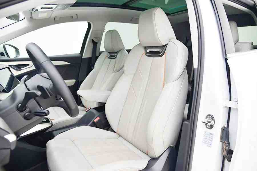 奥迪Q5 etron:当奥迪开始玩纯电之后,感觉别人有的是机会休闲区蓝鸢梦想 - Www.slyday.coM 奥迪Q5 etron:当奥迪开始玩纯电之后,感觉别人有的是机会休闲区蓝鸢梦想 - Www.slyday.coM