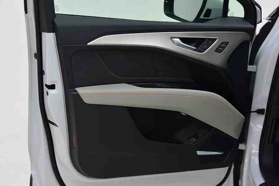 奥迪Q5 etron:当奥迪开始玩纯电之后,感觉别人有的是机会休闲区蓝鸢梦想 - Www.slyday.coM 奥迪Q5 etron:当奥迪开始玩纯电之后,感觉别人有的是机会休闲区蓝鸢梦想 - Www.slyday.coM