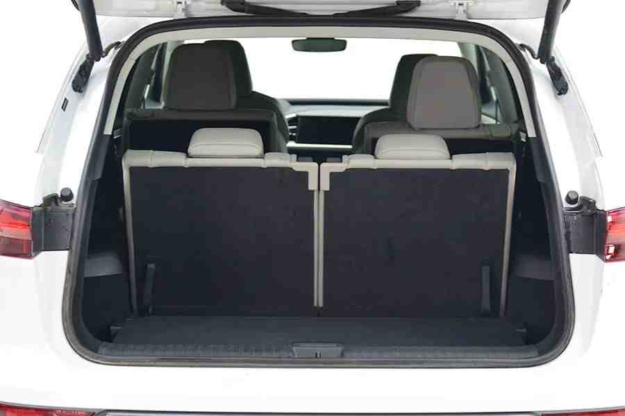 奥迪Q5 etron:当奥迪开始玩纯电之后,感觉别人有的是机会休闲区蓝鸢梦想 - Www.slyday.coM 奥迪Q5 etron:当奥迪开始玩纯电之后,感觉别人有的是机会休闲区蓝鸢梦想 - Www.slyday.coM