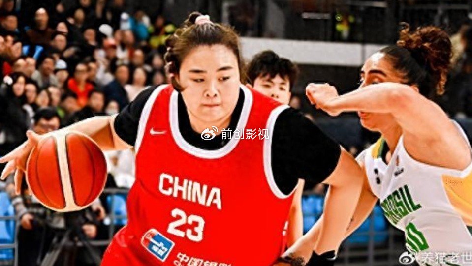 刘禹彤落选女篮大名单真相曝光！不是能力差，是内线太豪华